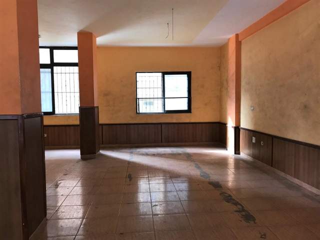 Tirane, shitet ambjent biznesi 77 m² 84.700 Euro
