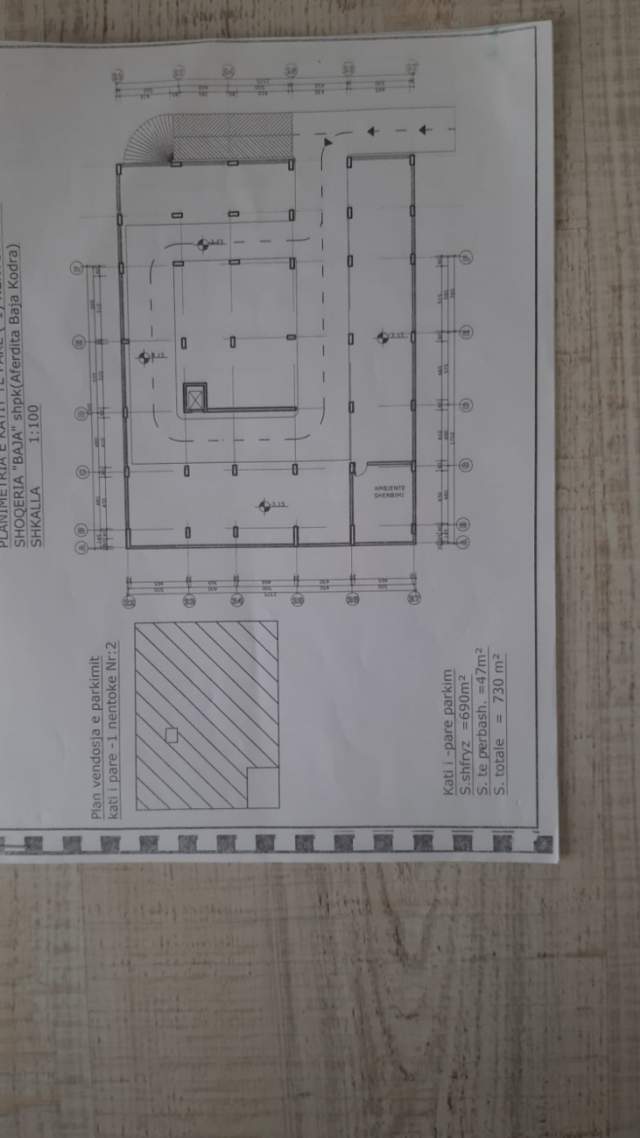Tirane, jepet me qera ambjent biznesi 2.988 m² 21.391 Euro