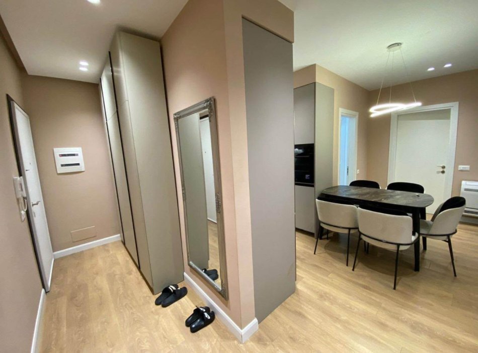 Tirane, jepet me qera apartament 2+1 Kati 2, 100 m² 800 € (rruga e dibres)