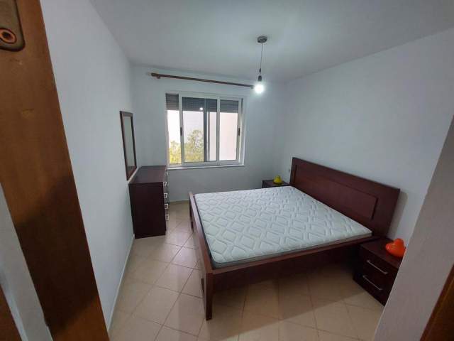 Tirane, shitet apartament Kati 3, 65 m² 98.000 Euro (21 DHJETORI)