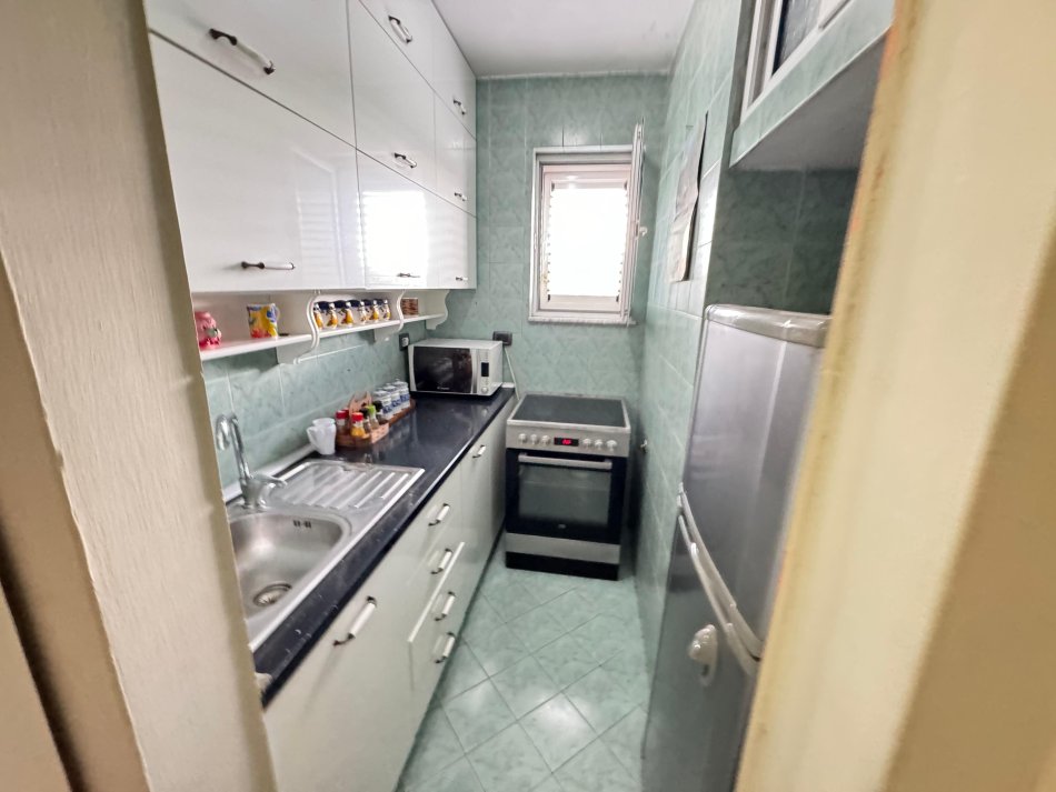 Tirane, jepet me qera apartament 2+1 Kati 5, 85 m² 500 € (21 dhjetori)