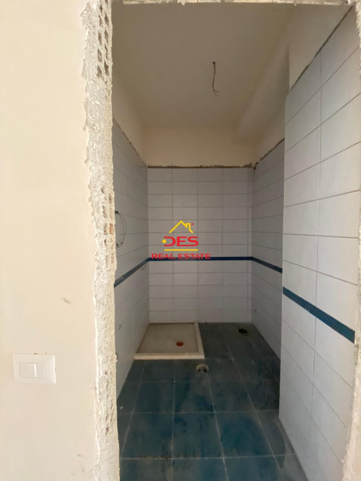 Vlore, shitet garsonier Kati 6, 62 m² 93.000 € (Rruga Ismail Qemali)