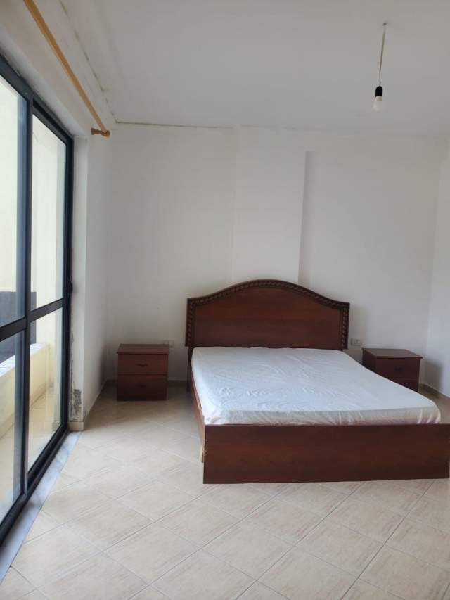 Tirane, jepet me qera apartament 3+1+BLK Kati 2, 120 m² 400 Euro (kodra e diellit , prane rezidences)