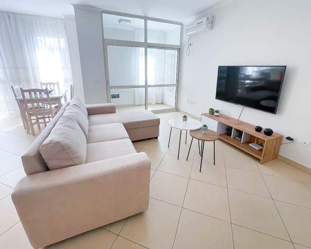 Tirane, jepet me qera apartament 1+1+BLK Kati 6, 70 m² 600 Euro (prane Klinikes Ufo)