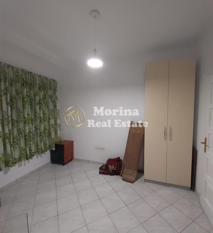 Tirane, jepet me qera apartament 2+1 Kati 1, 120 m² 500 € (Liqeni i Thate)