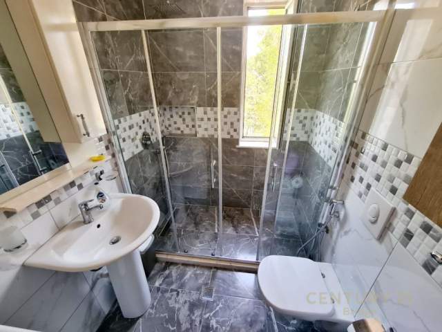 Tirane, jepet me qera apartament 2+1+P+BLK Kati 3, 90 m² 500 Euro (Kopshti Zoologjik)