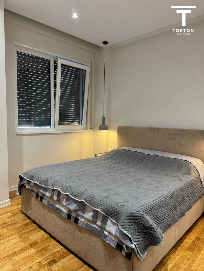 Tirane, shitet apartament 2+1 Kati 4, 115 m² 235.000 € (Kinostudio)
