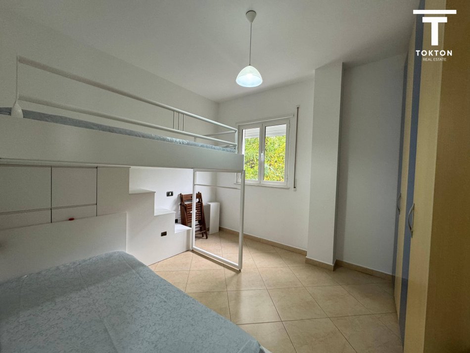 jepet me qera apartament 3+1 , 134 m² 550 € (Fresku) TT 435