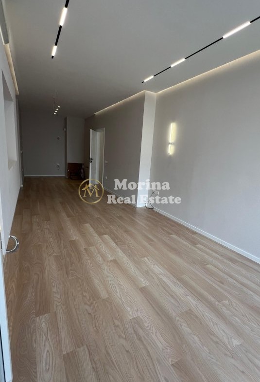 Tirane, shitet apartament 3+1 Kati 4, 114 m² 335.000 € (Komuna e Parisit)