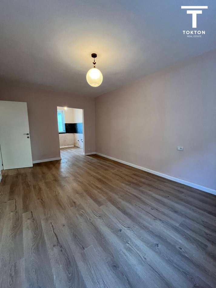 SHITET, APARTAMENT 1+1, KINOSTUDIO, TIRANË,TT 801