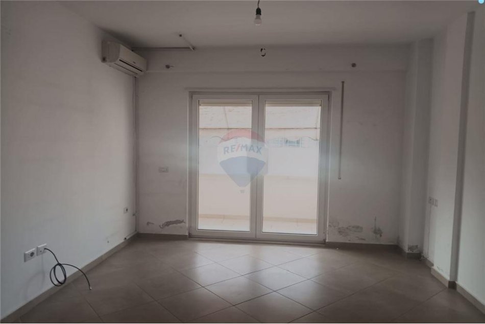 Tirane, shitet apartament 2+1 Kati 6, 68 m² 165,000 € (Rruga Fadil Rada - Pazari i Ri - ATSH)