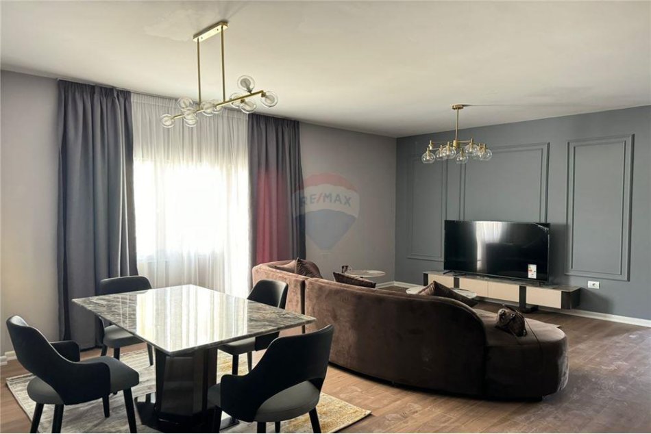 Tirane, jepet me qera apartament 1+1 , 80 m² 700 € (Rruga Panorama e Liqenit)