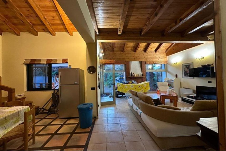 Durres, shitet Vile 2 Katshe , 237 m² 320.000 € (FSHATI TURISTIK QERRET)