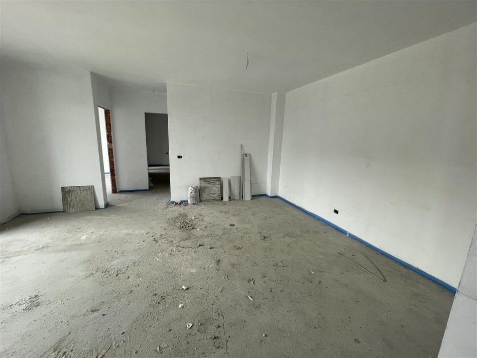 Tirane, shitet apartament 2+1 Kati 3, 117 m² 139.500 € (Sheshi Shqiponja, kompleksi Akses Tirana)