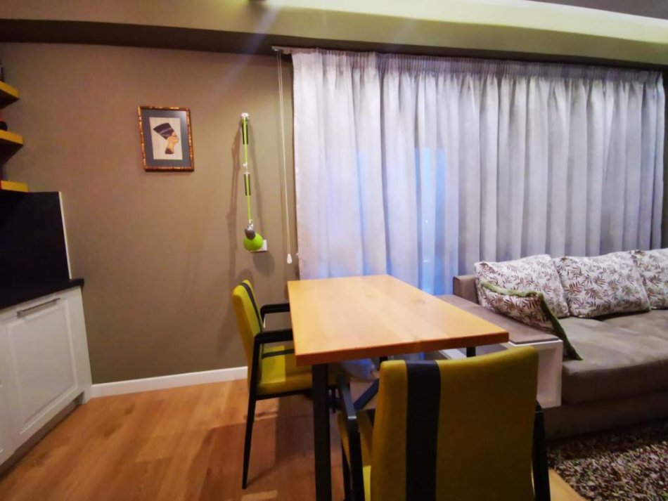 Tirane, shitet apartament 1+1+Ballkon Kati 2, 75 m² 230.000 € (Rr. Kavajes)