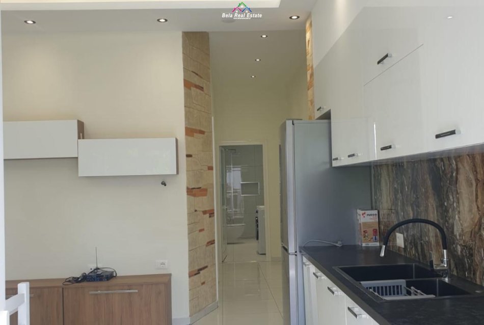 Tirane, jepet me qera Vile 1+1 Kati 3, 80 m² 450 € (Jordan Misja)