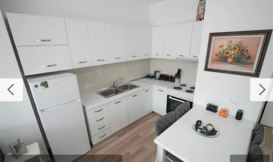 Tirane, jepet me qera apartament 1+1 Kati 3, 66 m² 750 € (Qender)