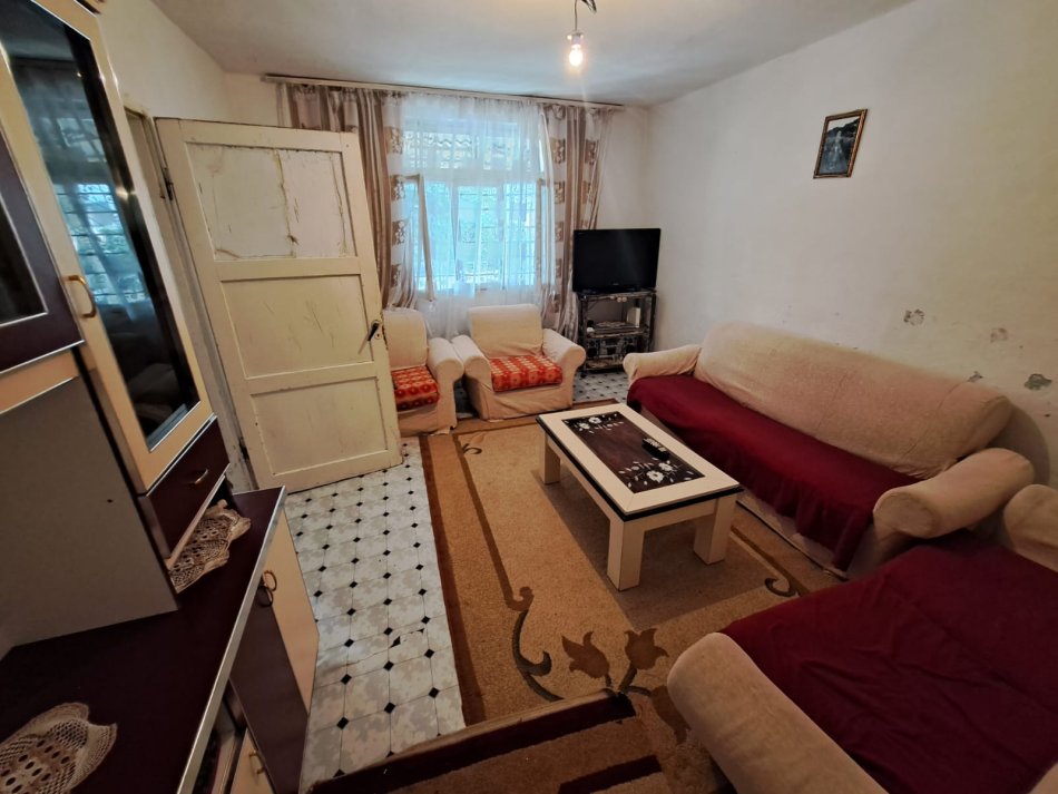 Kavaje, shitet shtepi 2+1 Kati 1, 400 m² 65.000 € (250 m nga qendra,Kavaje)