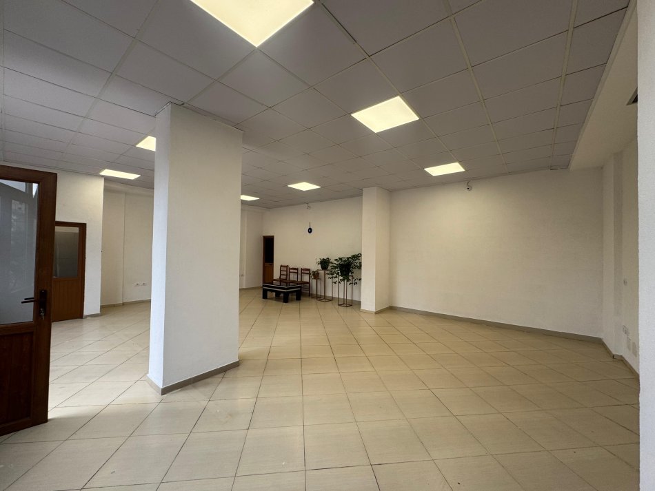 Tirane, shitet vetem 1 dhome Kati 0, 80 m² (DON BOSKO)