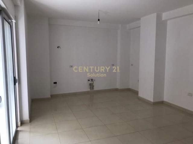 Tirane, shitet apartament 2+1+BLK Kati 2, 106 m² 144.000 Euro (Prane " Kika 2" Vasil Shanto)