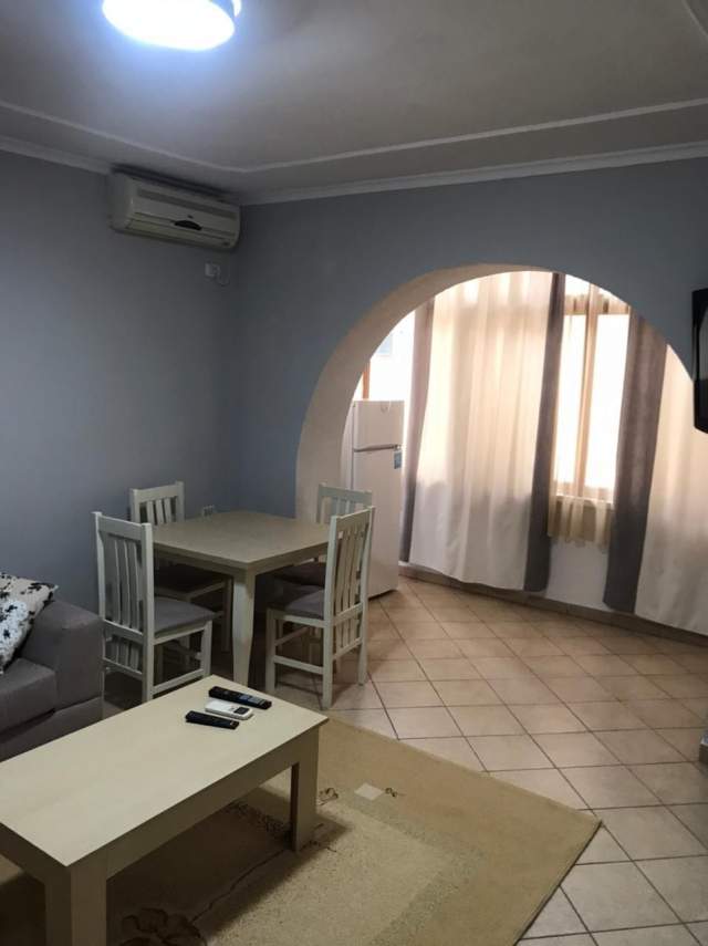 Tirane, jepet me qera apartament 1+1 Kati 2, 65 m² 370 Euro (Qender, Posta Qendrore)