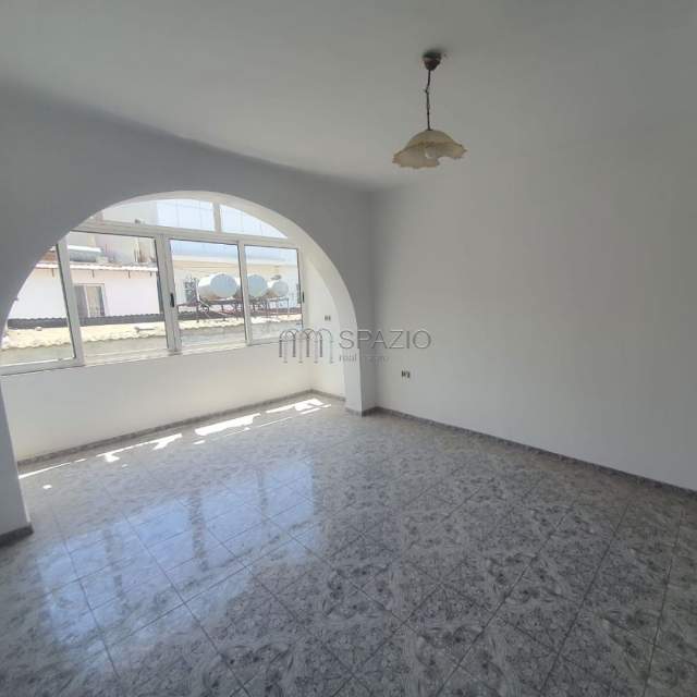 Tirane, shitet apartament 2+1+BLK Kati 3, 66 m² 60.000 Euro (Rruga e Dibres)