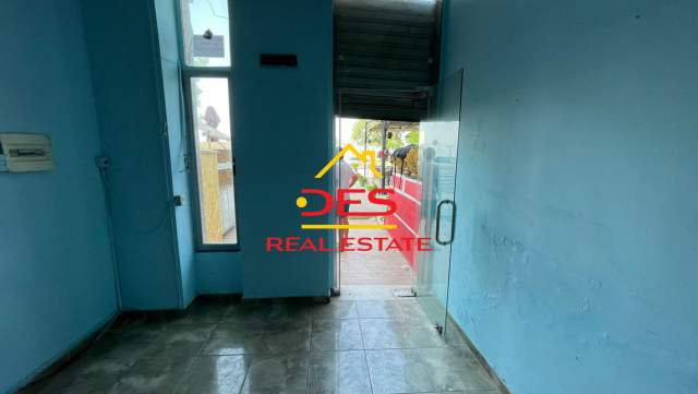 Vlore, jepet me qera dyqan Kati 0, 30 m² 300 Euro (Lungomare Vlore)