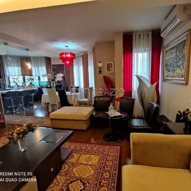 Tirane, shitet apartament 3+1+A+BLK Kati 6, 161 m² 175.000 Euro (Stacioni i trenit)