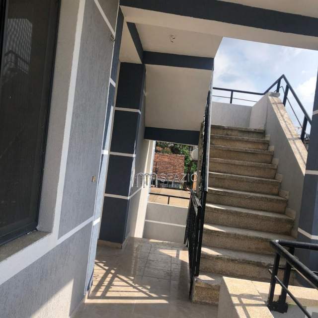 Tirane, shitet shtepi 4+1 Kati 2, 164 m² 160.000 Euro (Perball Shkolles Bashkuar)