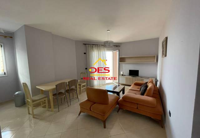 Vlore, jepet me qera apartament Kati 9, 116 m² 300 Euro (Rruga Kosova)