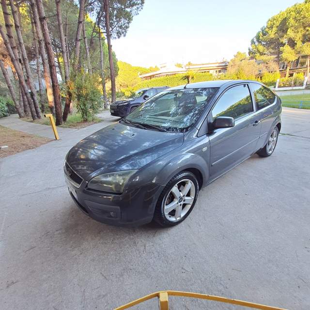 Tirane, shitet makine Ford Focus Viti 2007, 2.600 Euro