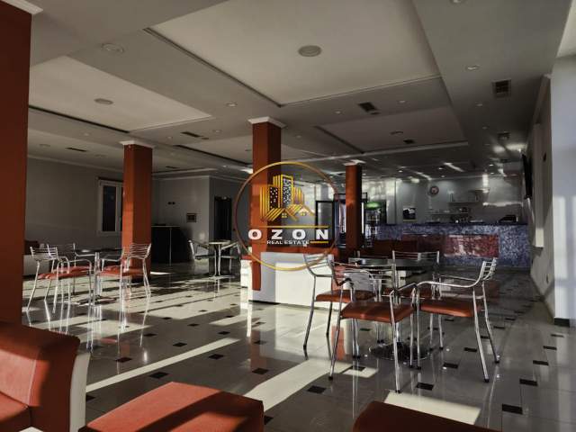 Tirane, jepet me qera ambjent biznesi Kati 2, 330 m² 1.500 Euro (Sauk)
