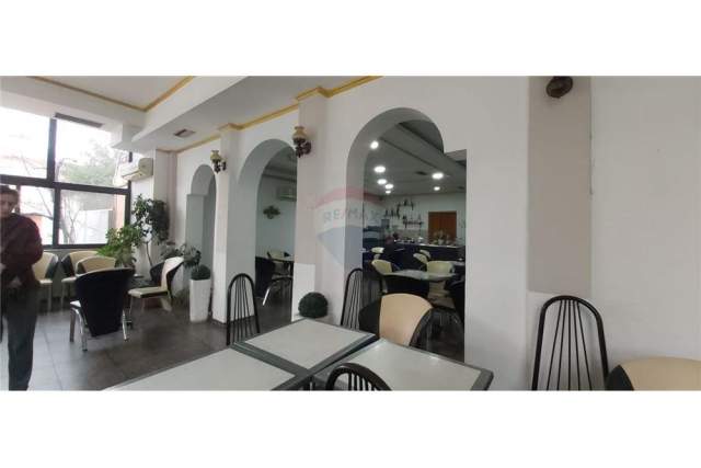 Tirane, jepet me qera lokal Kati 0, 120 m² 500 Euro (Siri Kodra)