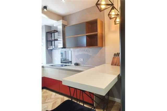 Tirane, jepet me qera apartament 50 m² 900 Euro (liceu artistik)