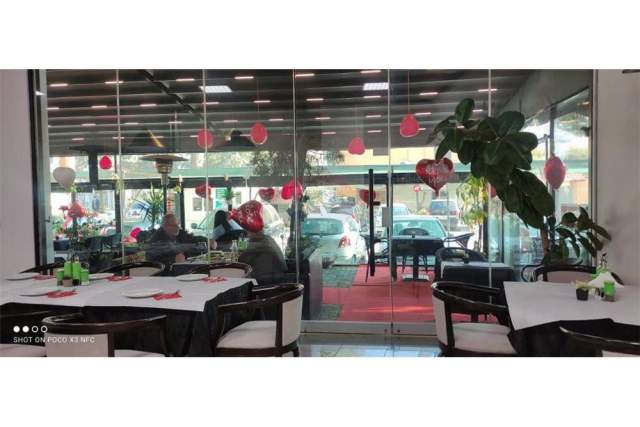 Tirane, shitet bar-resorant 100 m² 520.000 Euro (don bosko)