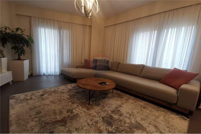 Tirane, jepet me qera apartament 72 m² 650 Euro