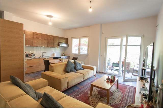 Tirane, shitet apartament Kati 3, 124 m² 154.900 Euro (liqeni i thate)