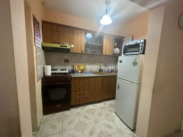 Tirane, shitet apartament 1+1+BLK Kati 1, 54 m² 49.900 Euro (Rruga Ali Demi)