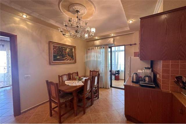 Tirane, shitet apartament 2+1 Kati 3, 79 m² 109.000 Euro (Prane TV Klan)
