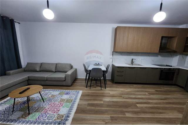 Tirane, jepet me qera apartament 1+1 Kati 4, 56 m² 400 Euro (Green City)