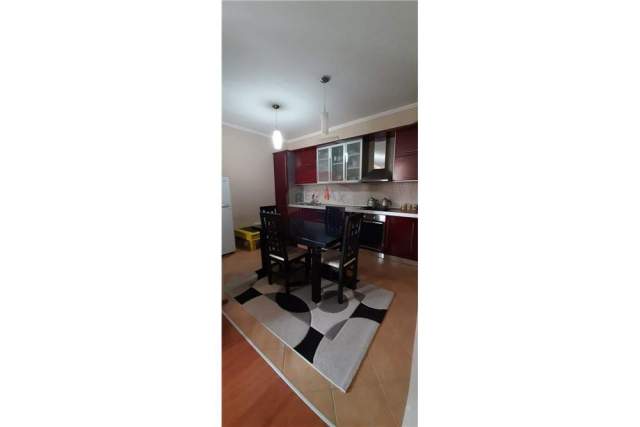 Tirane, jepet me qera apartament 2+1 Kati 6, 102 m² 450 Leke (Fresk)