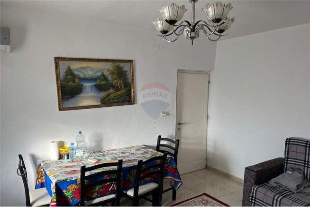 Tirane, jepet me qera apartament 1+1 Kati 5, 60 m² 400 Euro (Shkolla e Baletit)