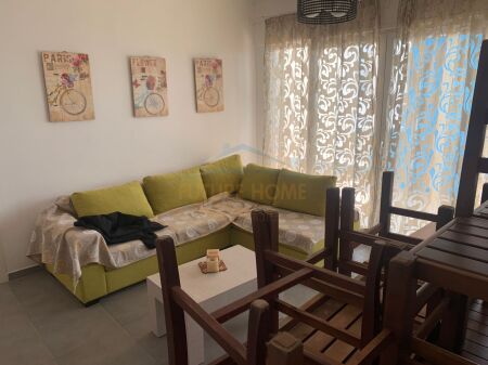 Shitet, Apartament 2+1+2, në Dhermi. AREA40302