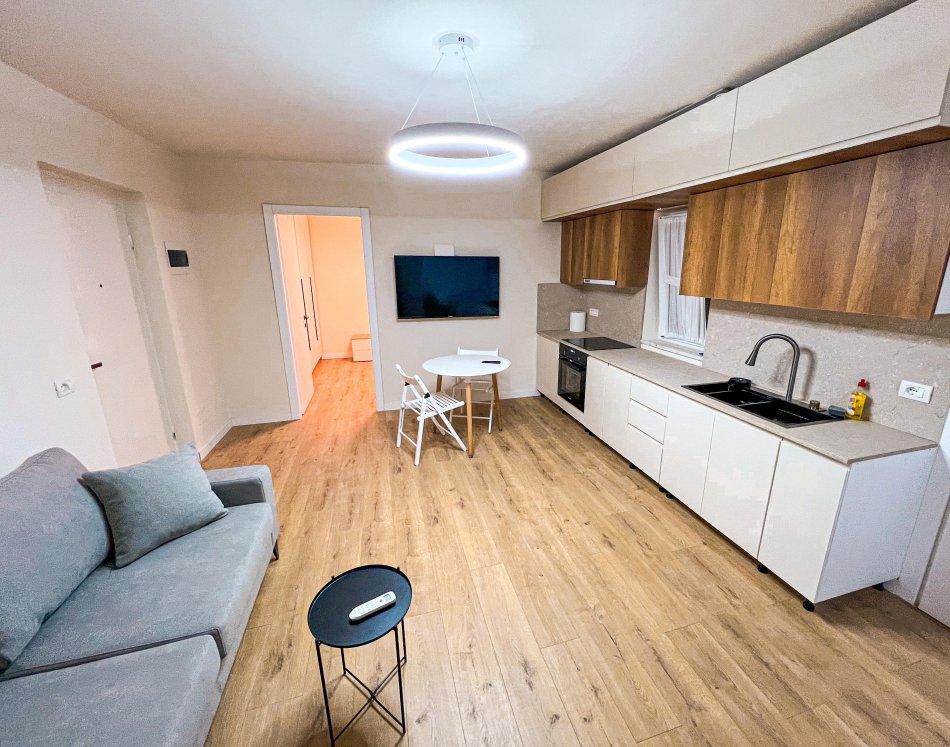 Tirane, shes apartament 2+1+Ballkon Kati 4, 57 m² 135.000 €