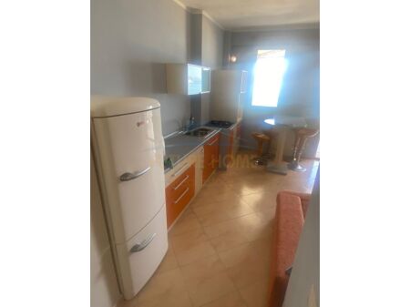 Vlore, jepet me qera apartament 3+1 Kati 3, 124 m² 600 € (Lungomare, Vlore, AREA41921)