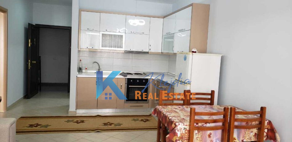Tirane, jepet me qera apartament 1+1 Kati 3, 68 m² (Astir, afer rrethrrotullimit)