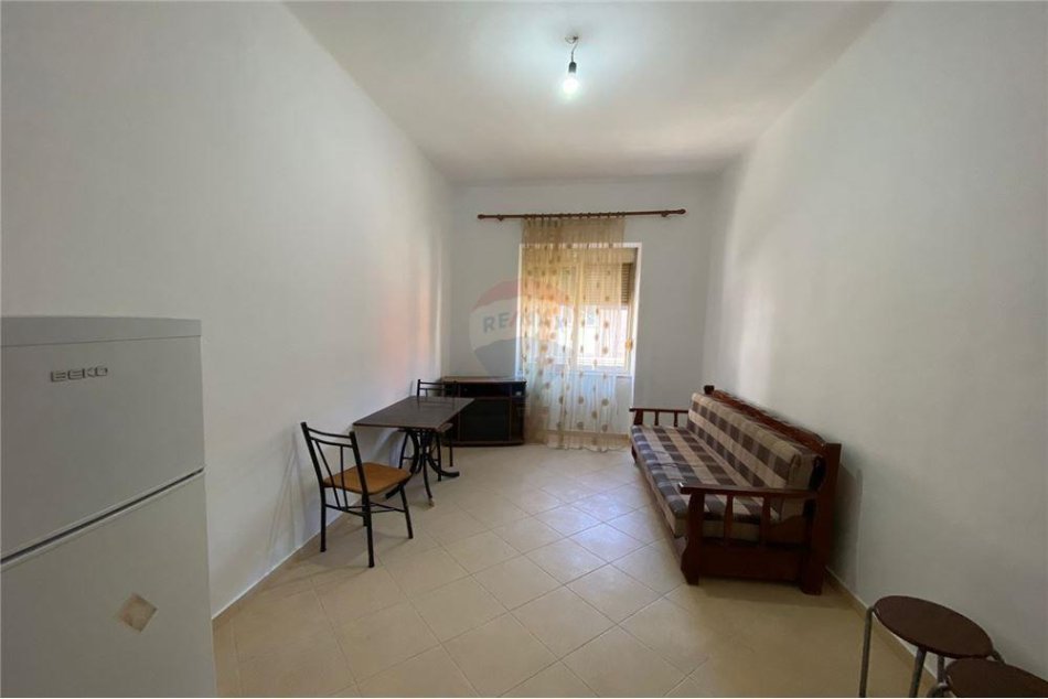 Tirane, shitet apartament 2+1 Kati 1, 64 m² 169.000 € (Qender)