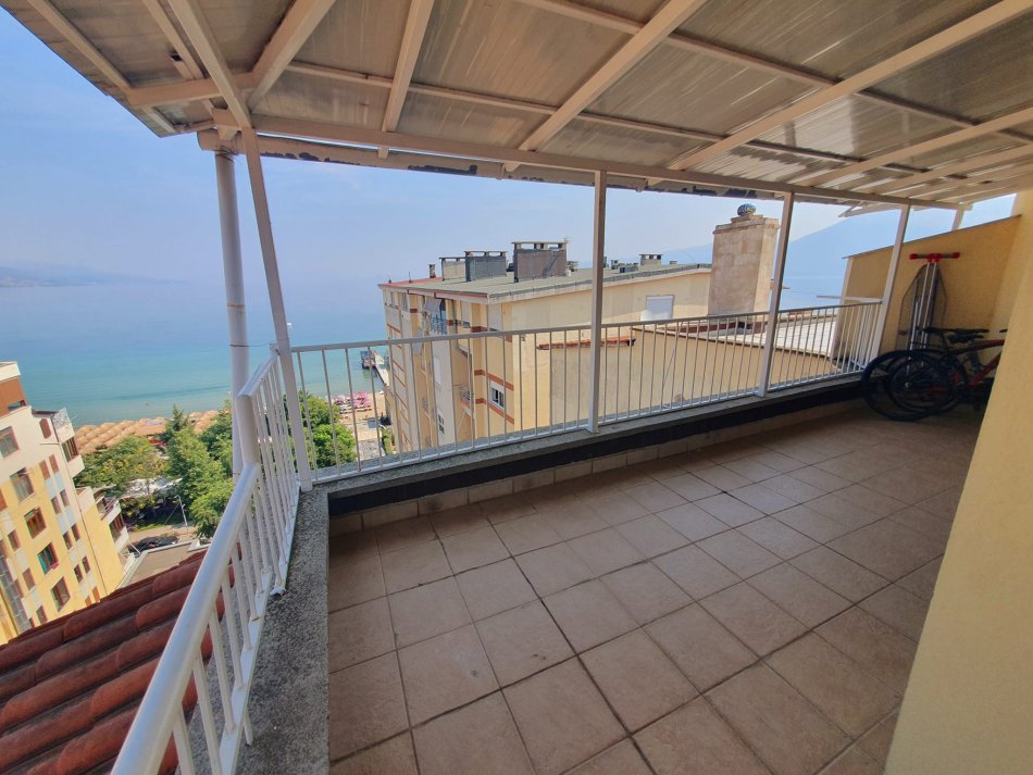 SHITET: APARTAMENT PENTHOUSE / zona: POGRADEC