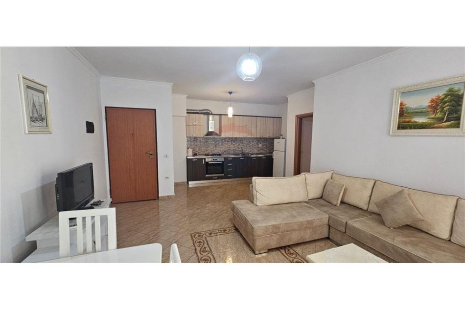Tirane, jepet me qera apartament 2+1 Kati 3, 100 m² 650 € (Rruga &quot;Islam Alla&quot; - Rruga e Kavajës)