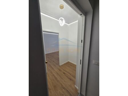 Tirane, shitet apartament 2+1 Kati 2, 87 m² 210.000 € (mbrapa Gjuheve te Huaja, Rruga Faik Konica, Tiranë AREA44266)